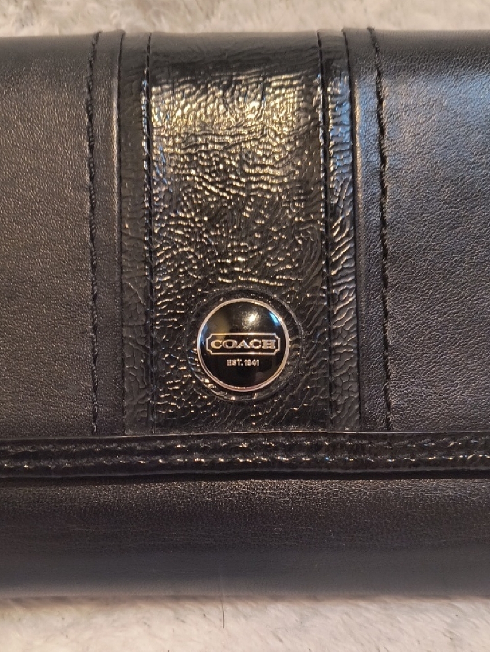Coach Black Leather Patent Leather Trifold Checkbook Wallet - Picture 2 of 12